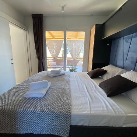 Mobile Home Saky, Biograd Na Moru Exterior foto